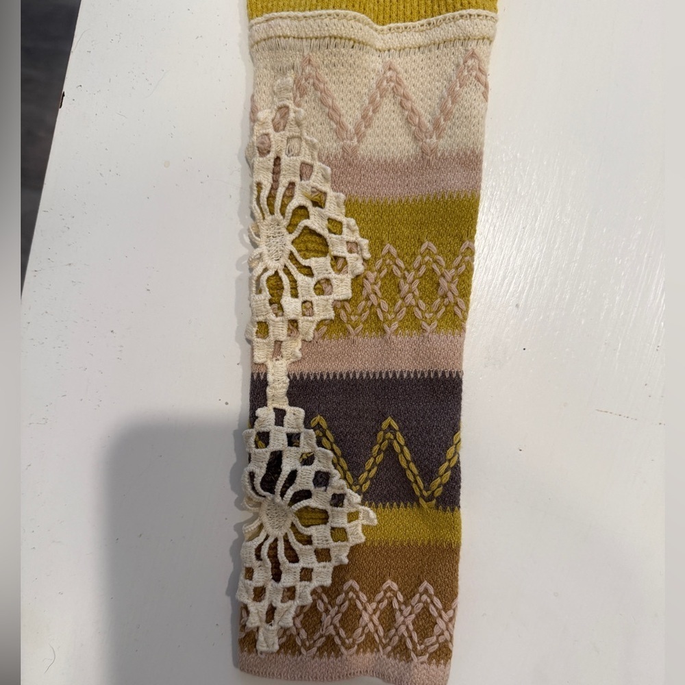Women's Mustard Yellow Top with Fabric Design Cuffs - Picture 8 of 10
